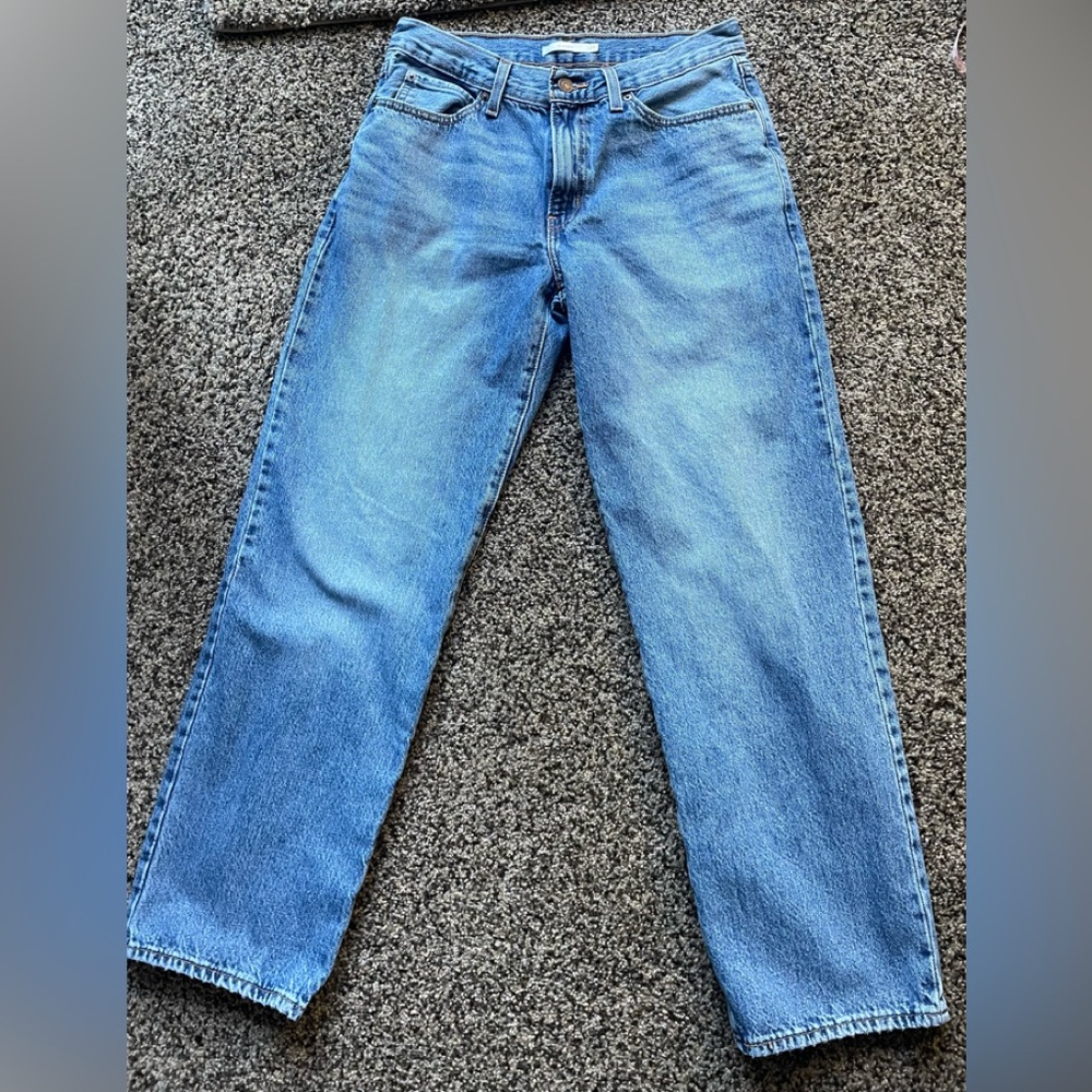 Women’s Levi’s ‘94 Baggy size 29